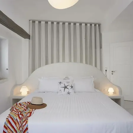 Aqua Breeze Villas Plaka (Naxos)